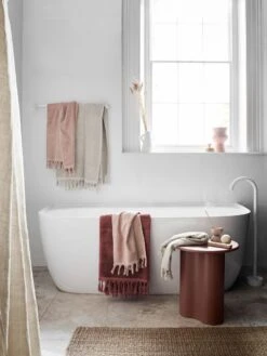 Paros Bath Towel - Mahogany -Household Items Discount 2022 paros towels pink natural 3