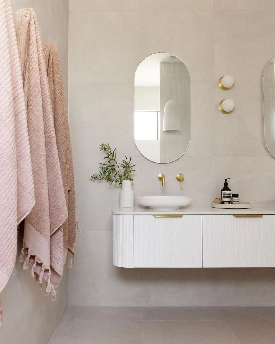 Paros Rib Bath Towel - Shell 6 Paros Rib Bath Towel - Shell - Image 4