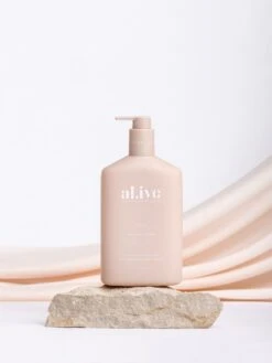 Applewood & Goji Berry Wash & Lotion DUO + Tray -Household Items Discount al ive applewoodgoji lifestyle 5 3