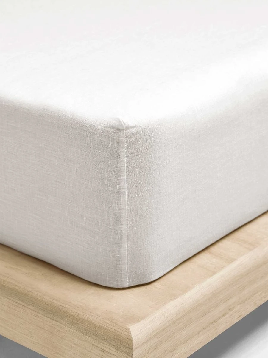 Emile Linen Fitted Sheet - Marshmallow 3 Emile Linen Fitted Sheet - Marshmallow
