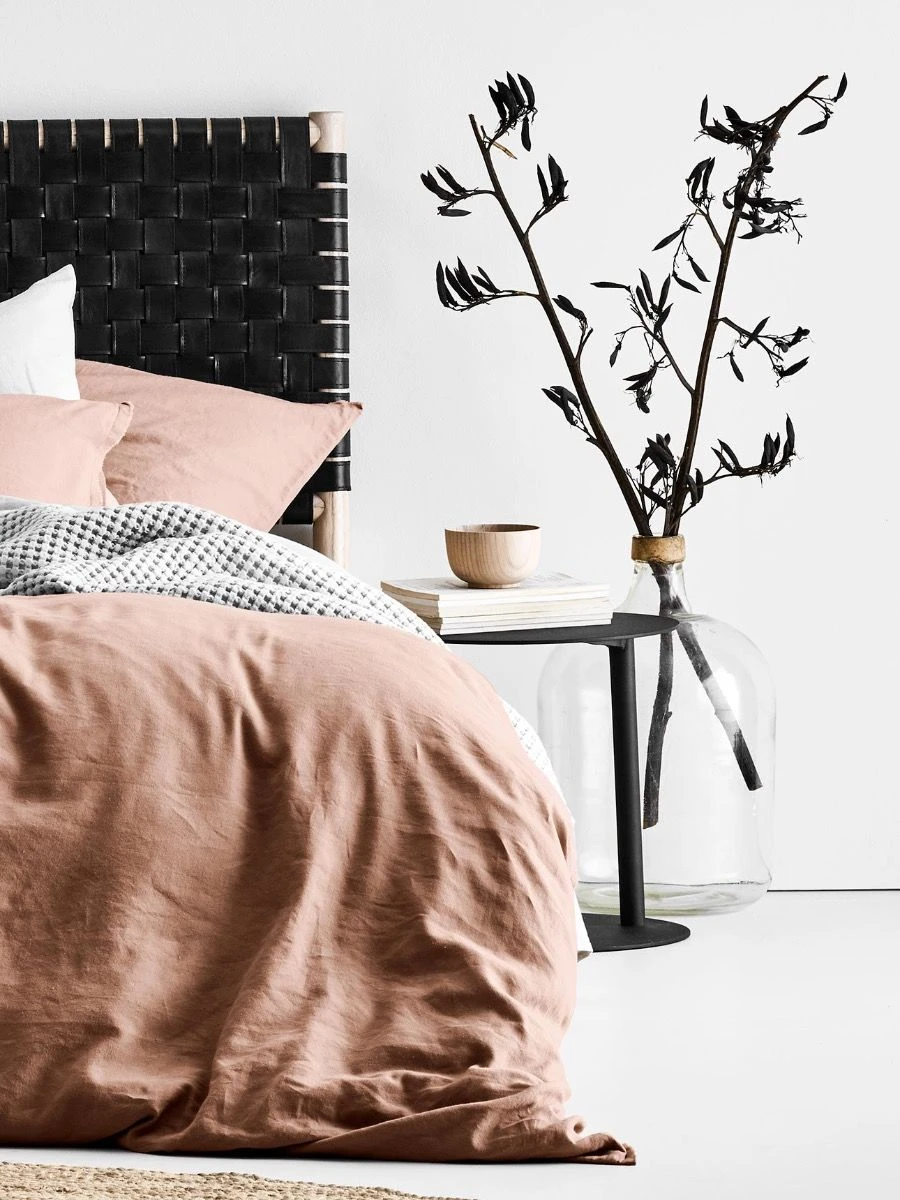 Aperto Ali Round Side Table - Black 5 Aperto Ali Round Side Table - Black - Image 3