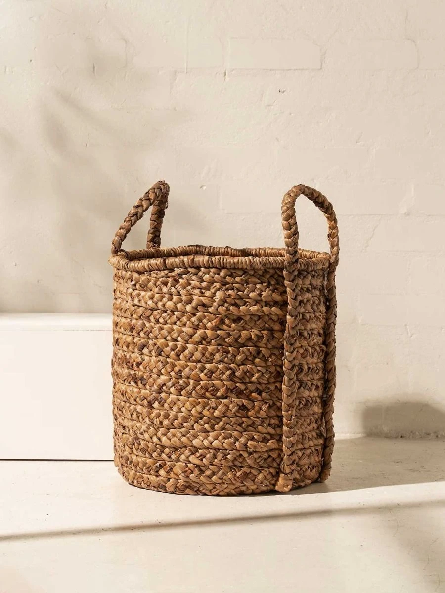 Waterhyacinth Plaited Handle Basket - Large 4 Waterhyacinth Plaited Handle Basket - Large - Image 2