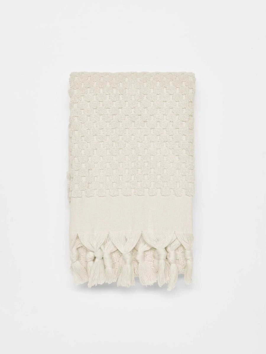 Milos Bath Towel - Sand 5 Milos Bath Towel - Sand - Image 3
