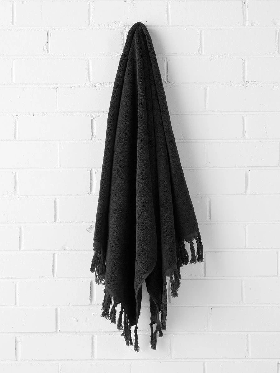 Paros Bath Towel Set - Black 4 Paros Bath Towel Set - Black - Image 2