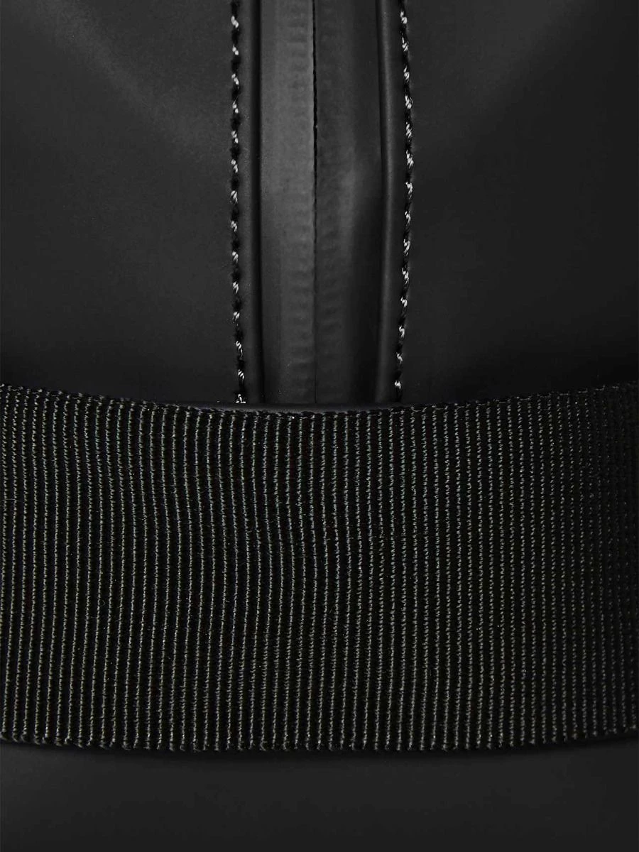 Rains Small Wash Bag - Black 6 Rains Small Wash Bag - Black - Image 4