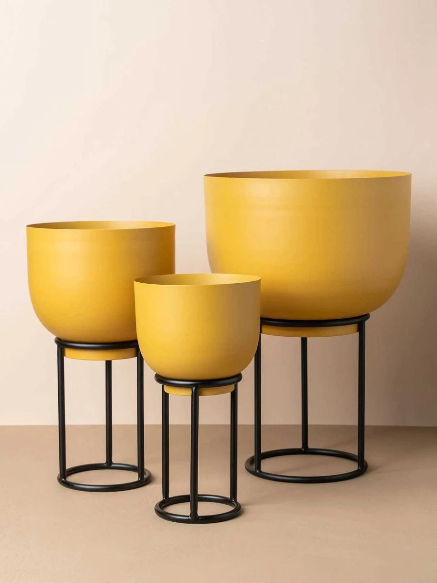 Yaamur Medium Planter - Mustard 5 Yaamur Medium Planter - Mustard - Image 3