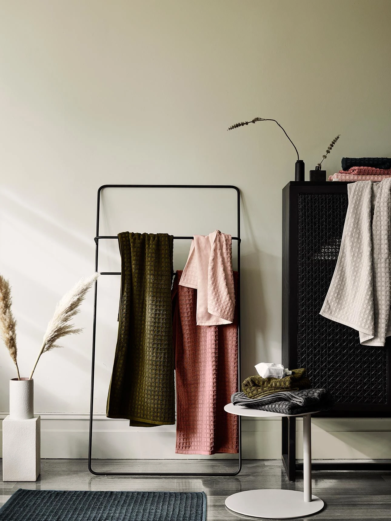 Waffle Hand Towel - Charcoal 4 Waffle Hand Towel - Charcoal - Image 2