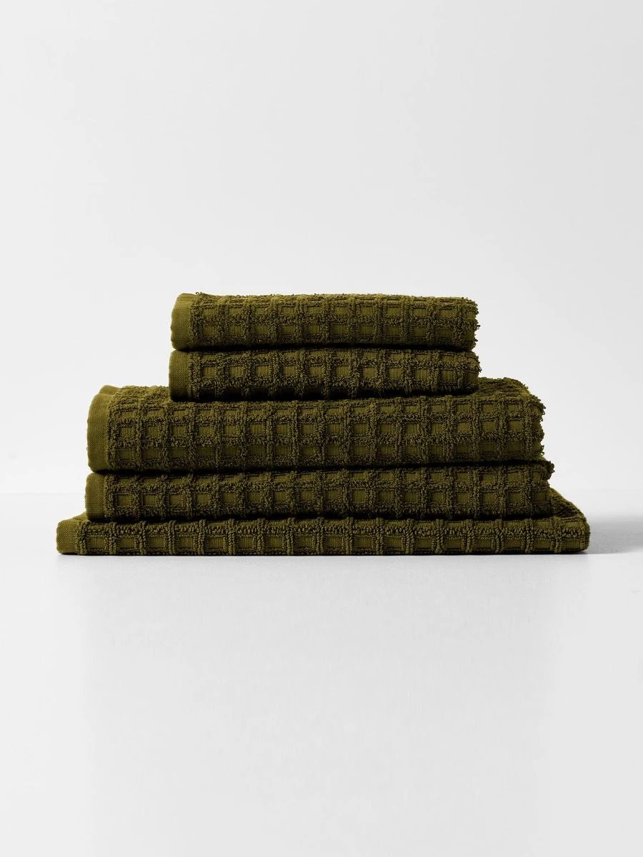 Waffle Bath Towel - Khaki 5 Waffle Bath Towel - Khaki - Image 3