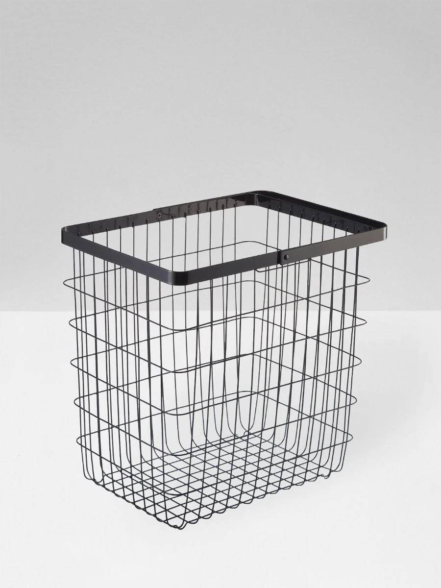 Yamazaki Tower Laundry Basket - Black 5 Yamazaki Tower Laundry Basket - Black - Image 3